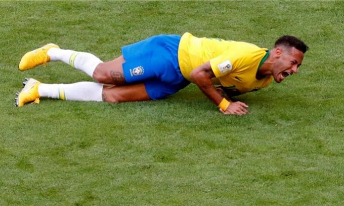 neymar-falls