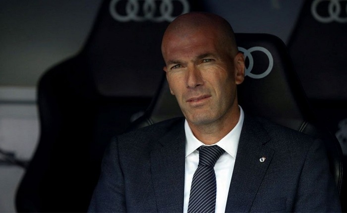 zinedine-zidane-banquillo