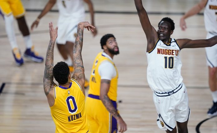 usp-nba_-denver-nuggets-at-los-angeles-lakers