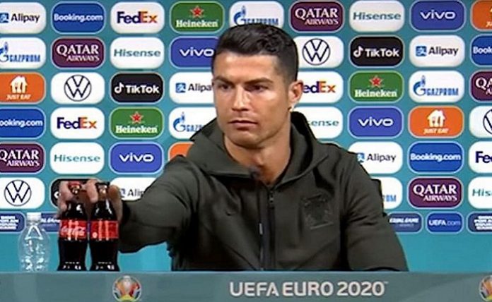 Ronaldo-coca-cola